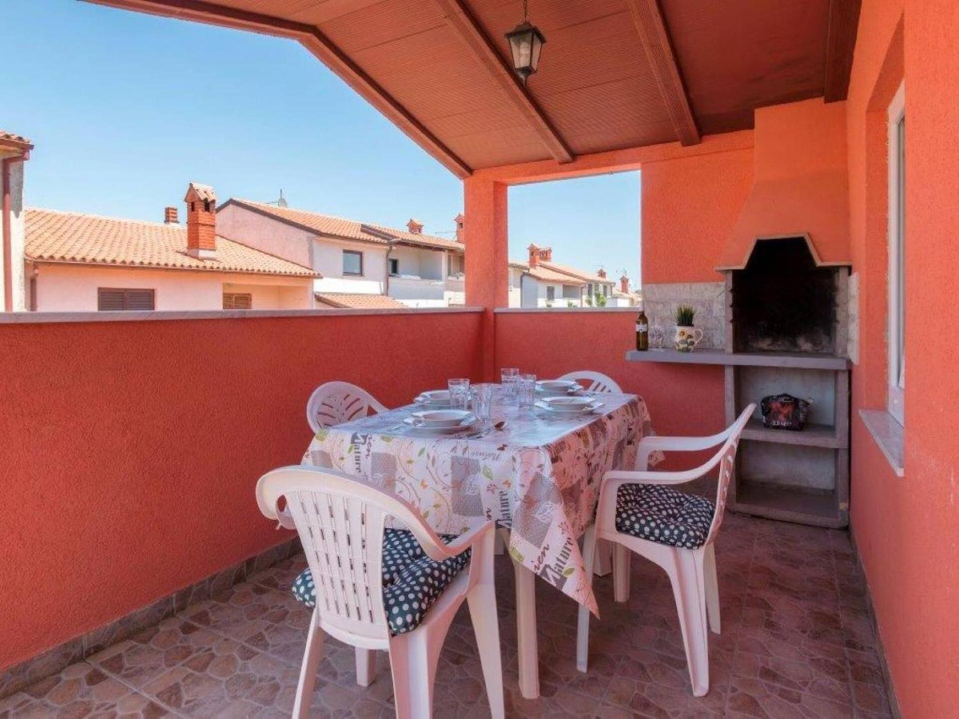 Pleasant Oriana Apartment Near The Sea-PUY Exterior foto